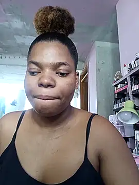 Snapshot of Kailyyhot chatting on 11-17-25, 07:52 Kailyyhot online show from 11-17-25, 07:52