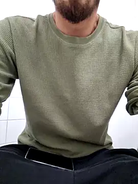 Snapshot of 16enes16 chatting on 10-23-25, 01:43 16enes16 online show from 10-23-25, 01:43