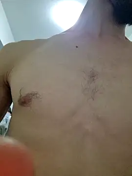 Snapshot of 16enes16 chatting on 10-25-25, 06:24 16enes16 online show from 10-25-25, 06:24