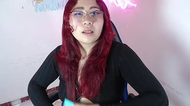 littlee red online show from 12-13-25, 08:25