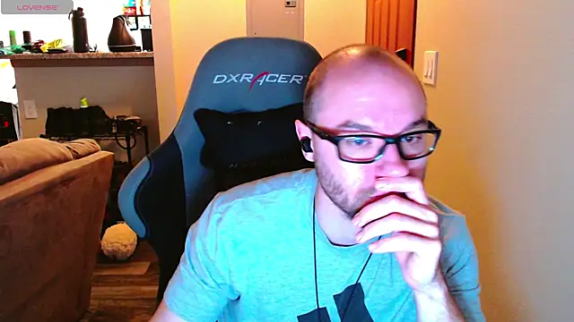 Snapshot of Sin_Lord chatting on 11-28-25, 05:15 Sin Lord online show from 11-28-25, 05:15