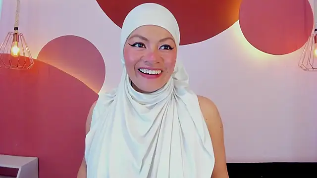 SophiaBeckerr online show from 11-29-25, 07:50