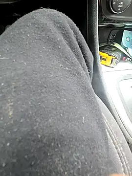 Sexecochon online show from 10-31-25, 05:25