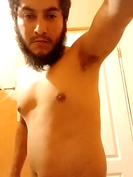 Snapshot of Travieso_21 chatting on 10-22-25, 03:29 Travieso 21 online show from 10-22-25, 03:29