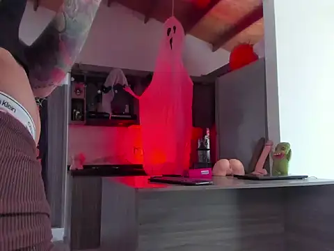 Snapshot of valeriahornier chatting on 10-22-25, 06:07 valeriahornier online show from 10-22-25, 06:07