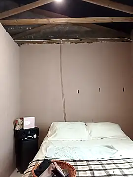 juicyboode online show from 10-27-25, 08:51