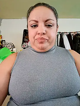 Snapshot of Alondrabb80 chatting on 10-19-25, 11:16 Alondrabb80 online show from 10-19-25, 11:16