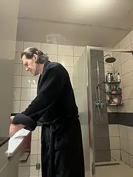 kon77777 online show from 11-11-25, 06:24