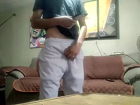 Snapshot of Pedropuente200 chatting on 11-06-25, 08:43 Pedropuente200 online show from 11-06-25, 08:43