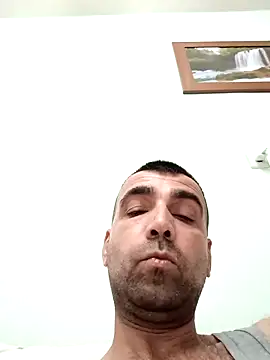 Snapshot of Bugattiveyron1 chatting on 11-17-25, 09:20 Bugattiveyron1 online show from 11-17-25, 09:20