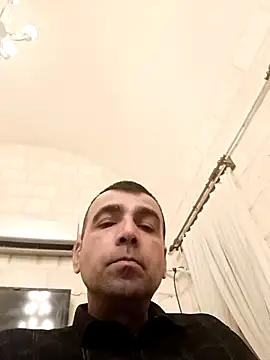 Snapshot of Bugattiveyron1 chatting on 11-24-25, 06:40 Bugattiveyron1 online show from 11-24-25, 06:40