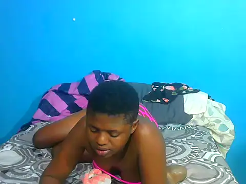 Snapshot of SexySlender_ chatting on 11-22-25, 11:04 SexySlender online show from 11-22-25, 11:04