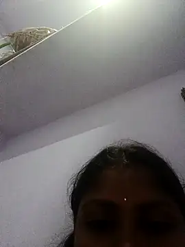 Snapshot of kannada-kavya chatting on 10-19-25, 01:45 kannada-kavya online show from 10-19-25, 01:45