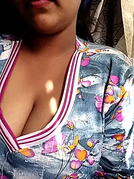 Snapshot of kannada-kavya chatting on 10-30-25, 09:33 kannada-kavya online show from 10-30-25, 09:33