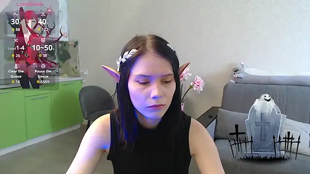 Snapshot of Mell_Hyees chatting on 10-30-25, 11:44 Mell Hyees online show from 10-30-25, 11:44