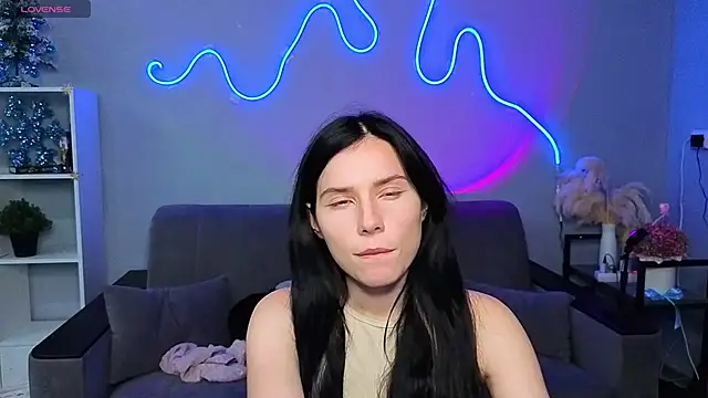 Snapshot of Mell_Hyees chatting on 12-03-25, 06:06 Mell Hyees online show from 12-03-25, 06:06