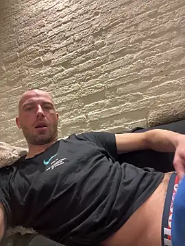 Rotteei1 online show from 03-03-26, 06:19