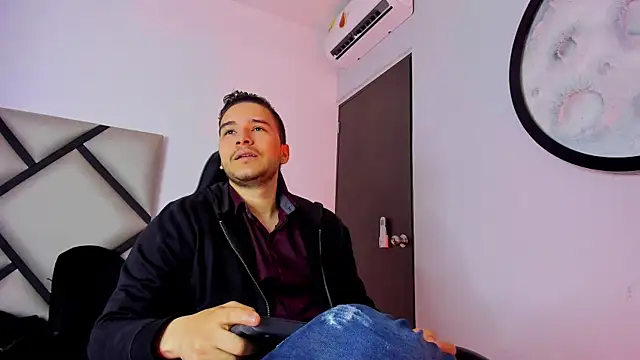 mike 257 online show from 10-24-25, 11:50