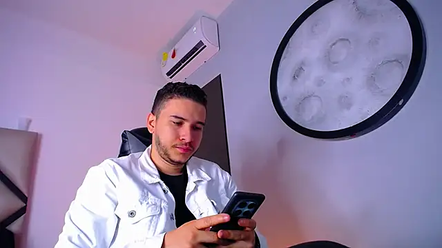 mike 257 online show from 12-02-25, 11:48