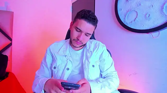 mike 257 online show from 02-03-26, 11:26