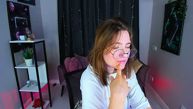 fairy tara online show from 10-22-25, 06:35