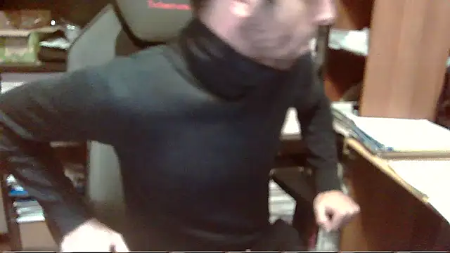 Snapshot of topg84 chatting on 10-18-25, 06:41 topg84 online show from 10-18-25, 06:41