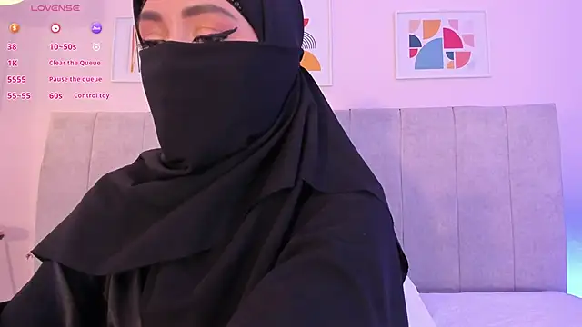 Snapshot of fatiima_ chatting on 06-04-26, 07:09 fatiima online show from 06-04-26, 07:09