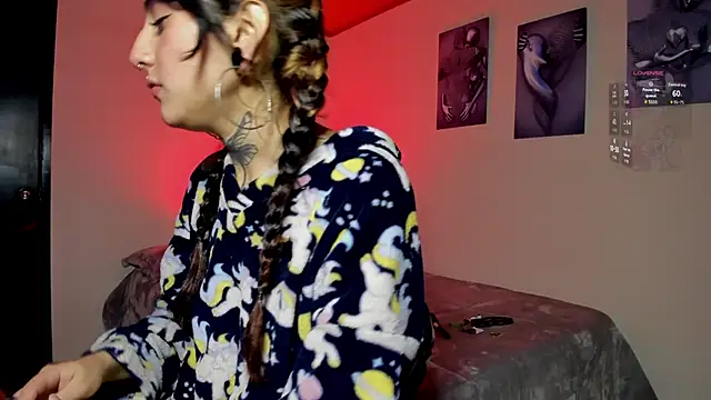 miku st online show from 11-24-25, 12:32