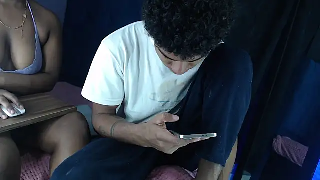 Snapshot of Pasion_morena chatting on 11-28-25, 04:42 Pasion morena online show from 11-28-25, 04:42