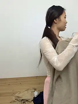 Snapshot of aaaaawhate chatting on 10-26-25, 09:26 aaaaawhate online show from 10-26-25, 09:26