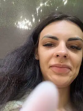Snapshot of wwwdddccc1 chatting on 06-18-26, 06:24 wwwdddccc1 online show from 06-18-26, 06:24