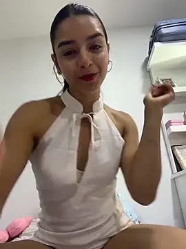 Snapshot of violeta365 chatting on 06-21-26, 08:11 violeta365 online show from 06-21-26, 08:11