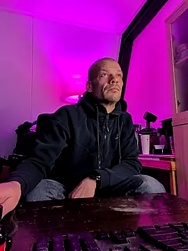 Snapshot of Kinky_Play1 chatting on 01-05-26, 08:45 Kinky Play1 online show from 01-05-26, 08:45