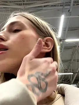 kira mia online show from 01-12-26, 04:01