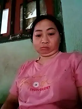 Snapshot of suka-bibi chatting on 11-17-25, 07:03 suka-bibi online show from 11-17-25, 07:03