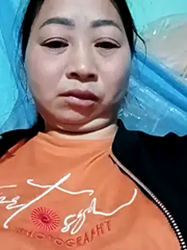 Snapshot of suka-bibi chatting on 11-28-25, 01:14 suka-bibi online show from 11-28-25, 01:14