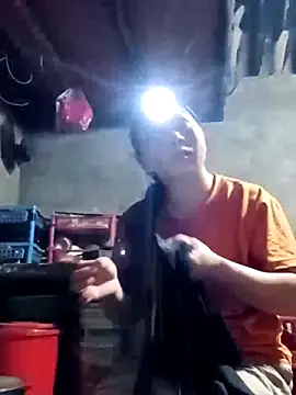 Snapshot of suka-bibi chatting on 12-17-25, 12:44 suka-bibi online show from 12-17-25, 12:44