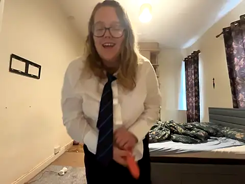 Scarletcum22 online show from 10-20-25, 08:37