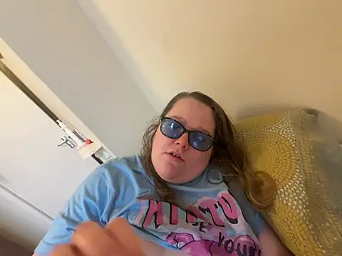 Scarletcum22 online show from 02-07-26, 09:35