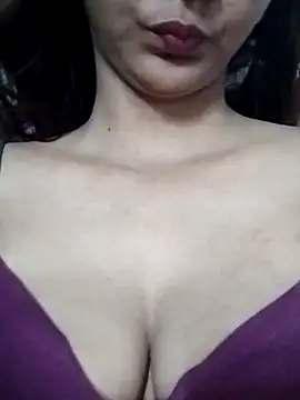 Aaliya BigBoobs 1 online show from 05-22-26, 12:00