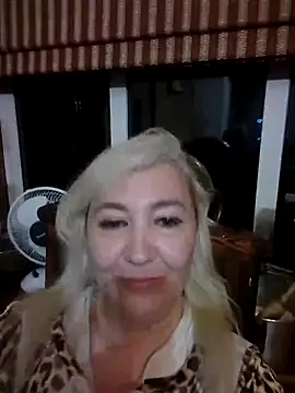 Snapshot of LadyKriss chatting on 05-22-26, 07:08 LadyKriss online show from 05-22-26, 07:08