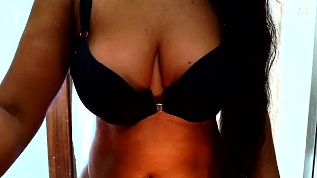 CindiBibi online show from 04-08-26, 05:51