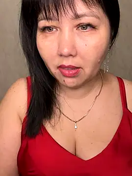 Snapshot of Love__Mom chatting on 10-22-25, 03:01 Love Mom online show from 10-22-25, 03:01