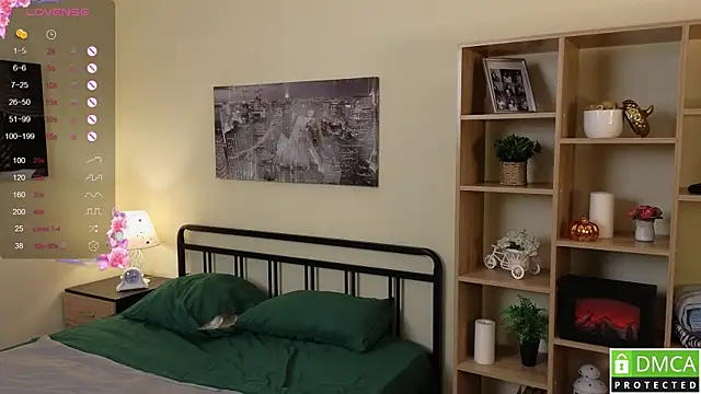 Snapshot of Helen_Fomes chatting on 11-16-25, 06:13 Helen Fomes online show from 11-16-25, 06:13