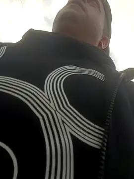 Imyourguy2025 online show from 11-06-25, 03:13