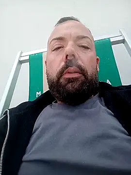 Snapshot of Romaeterna_ chatting on 05-12-26, 07:05 Romaeterna online show from 05-12-26, 07:05