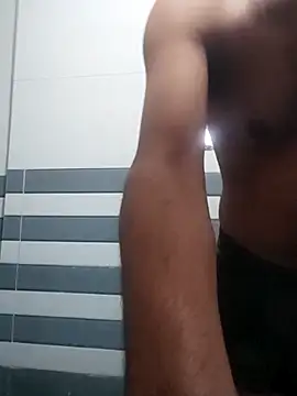 Snapshot of nick2445 chatting on 11-15-25, 11:40 nick2445 online show from 11-15-25, 11:40