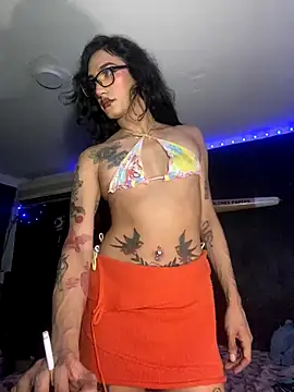 Snapshot of NikitaDragunXXX chatting on 10-24-25, 07:27 NikitaDragunXXX online show from 10-24-25, 07:27