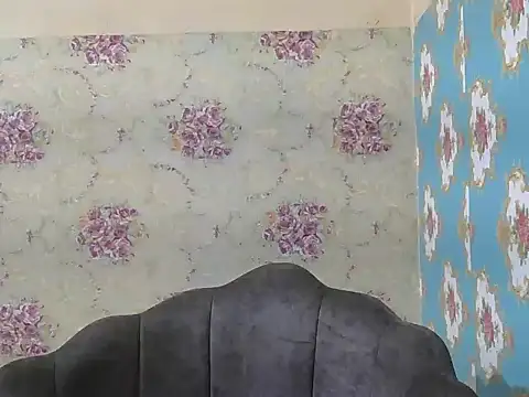 Snapshot of Dirty_dol chatting on 12-05-25, 02:42 Dirty dol online show from 12-05-25, 02:42