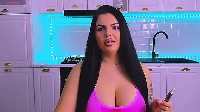 RheaLynn online show from 03-23-26, 09:30